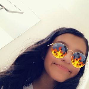 Meet your Posher, Janiece